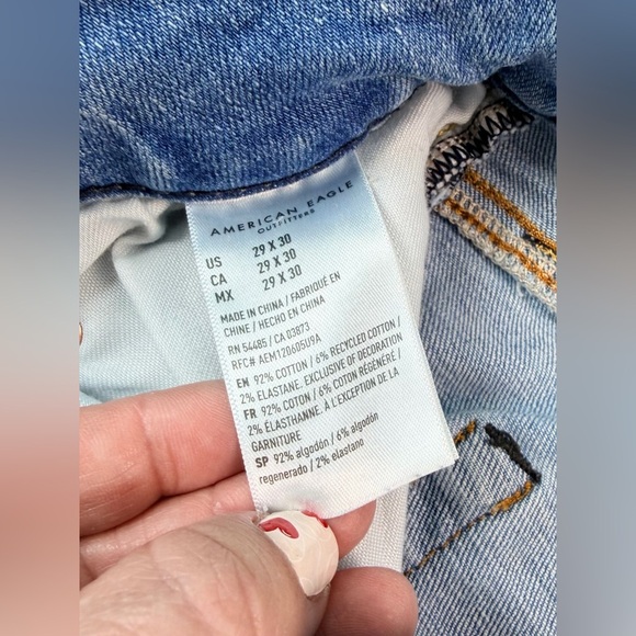 American Eagle Men’s AirFlex+ Distressed Athletic Jeans Size 29x30 - Picture 6 of 7